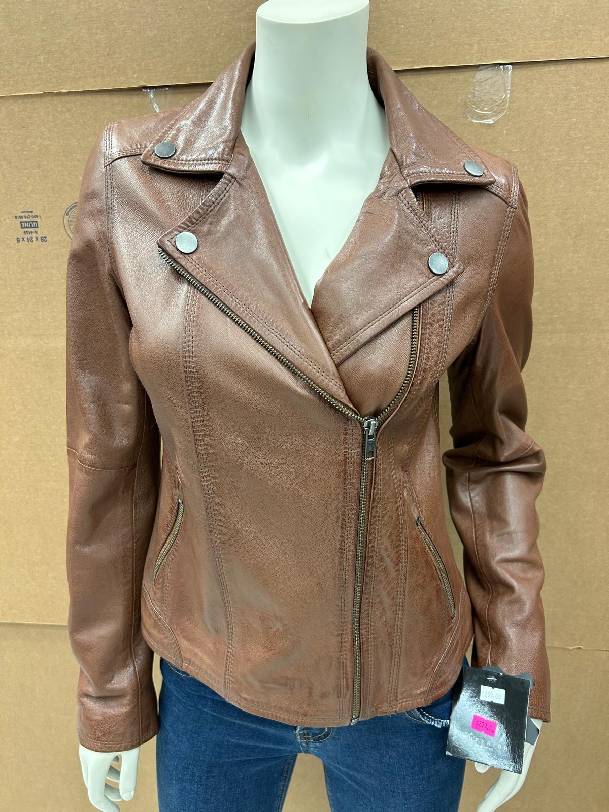 Ladies Leather Jacket – Timeless Everyday Style