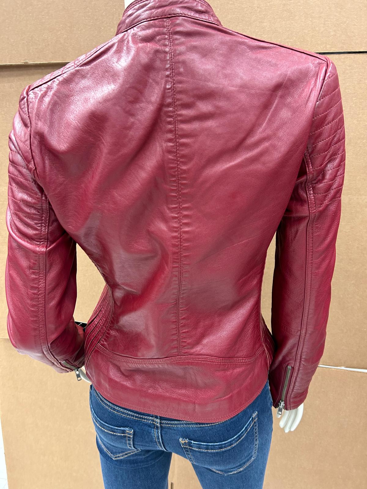 Women’s Red Jacket – Stylish Casual Outerwear for All Seasons