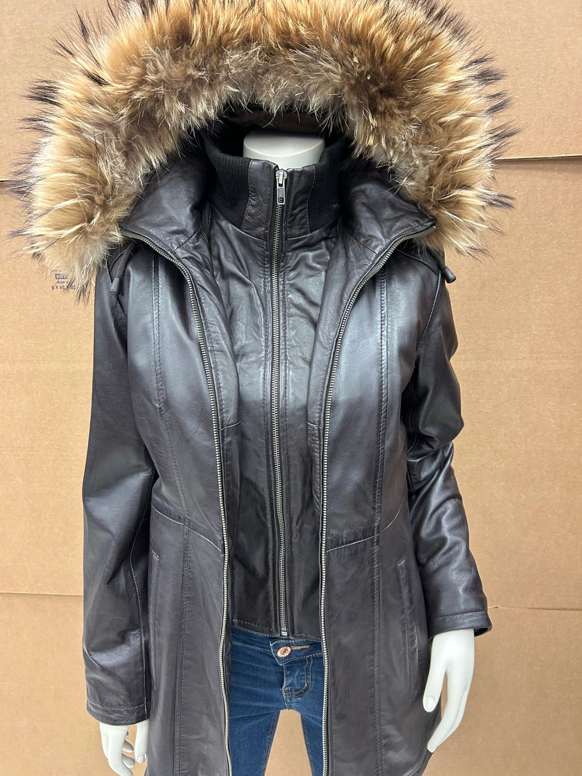 Leather Fur-Lined Hooded Jacket – Premium Winter Style